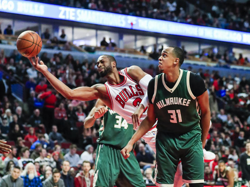 جانب من مباراة شيكاغو بولز وميلووكي باكس