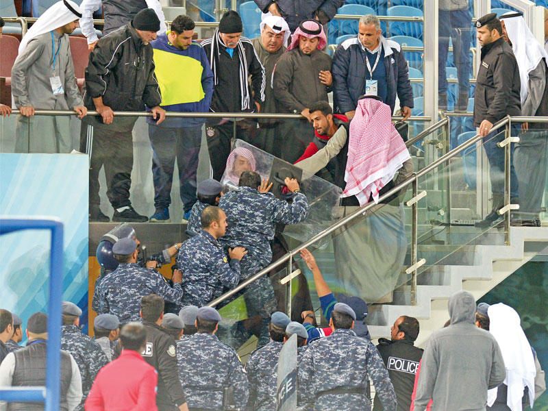 المباراة الأزمة