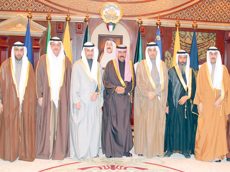 ولي العهد مستقبلاً الغانم ورؤساء اللجان البرلمانية أمس