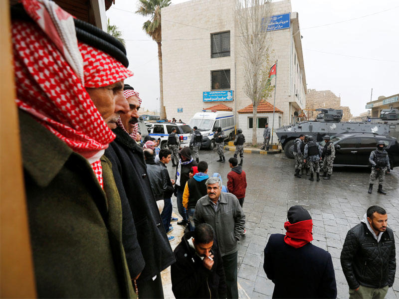 مشاهدة اختتام العمليات الأمنية في محيط قلعة الكرك