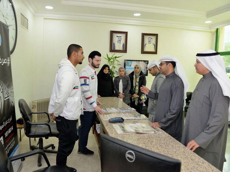 جانب من حملة حولي لإغاثة حلب