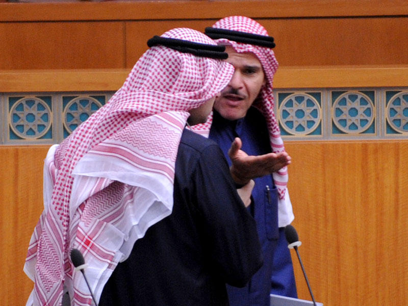 سجال بين الحمود والمطير