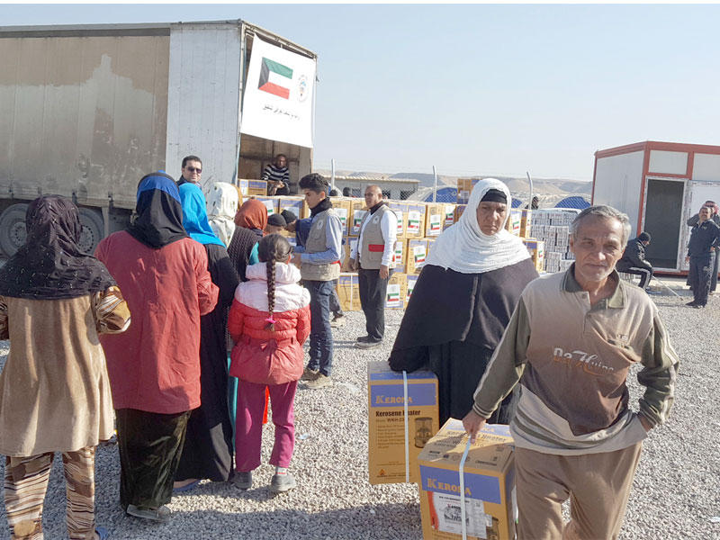 المساعدات الإنسانية على أهالي مدينة الموصل