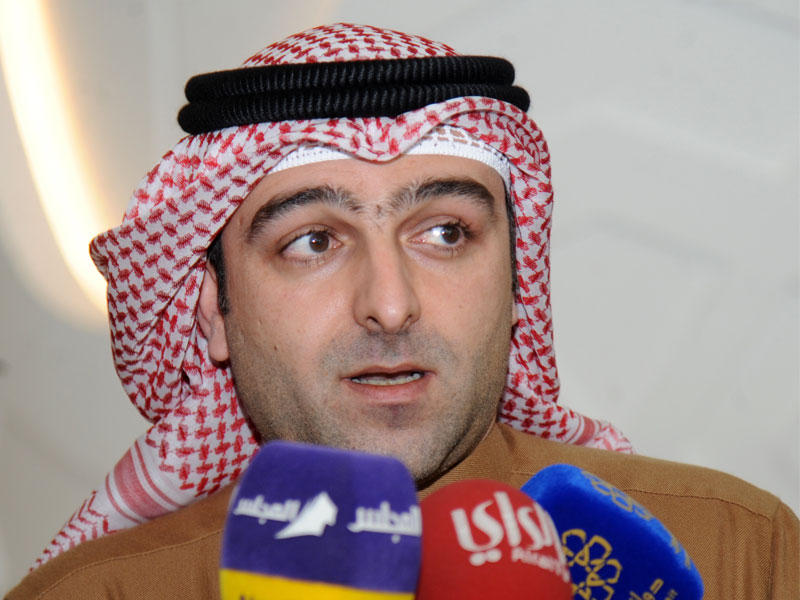 وزير الدولة لشؤون الإسكان وزير الخدمات ياسر أبل