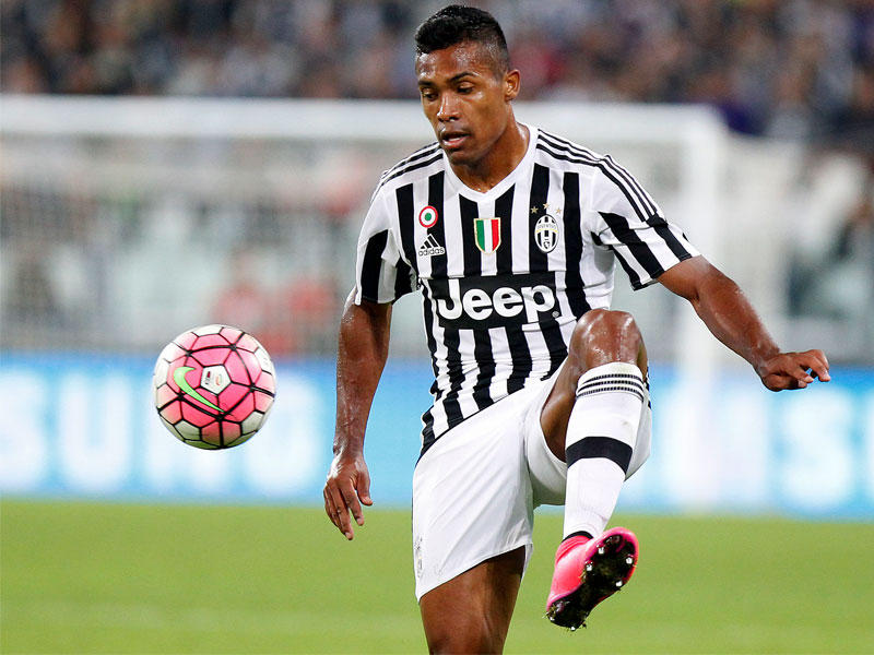  أليكس ساندرو 