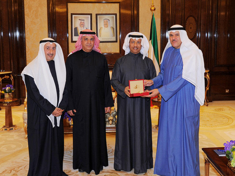 المبارك يستقبل الحمود واليوحة أمس