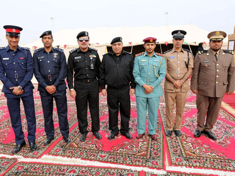 الإبراهيم والتورة مع الضباط الخليجيين