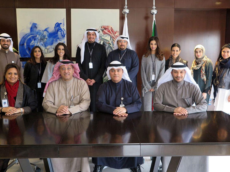 المضف متوسطا المشاركين في الاجتماعn