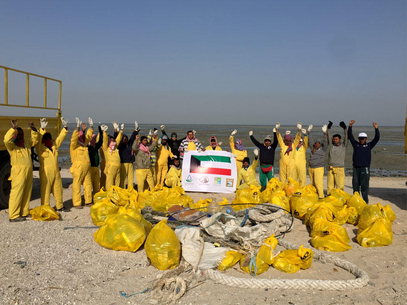  فريق الغوص في المبرة التطوعية البيئية