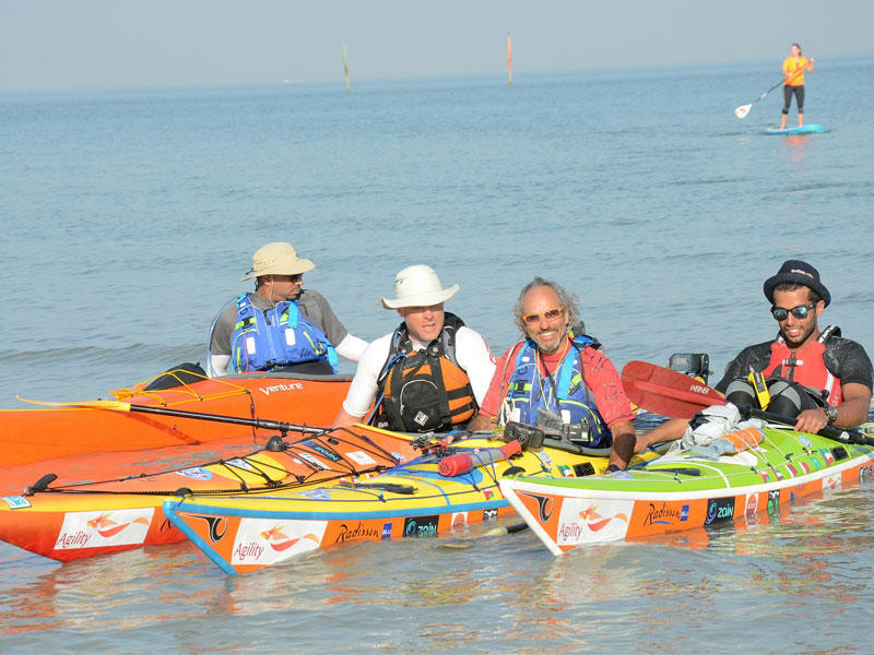  فريق «كاياك فور كويت» أمس