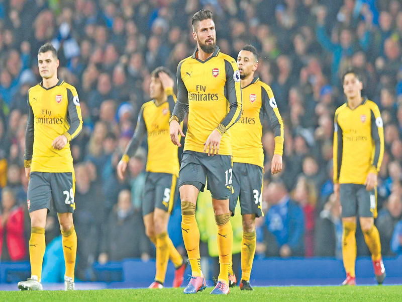 لاعبو أرسنال في مباراة سابقة