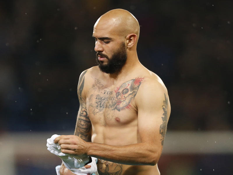  المهاجم الإيطالي الدولي سيموني زازا