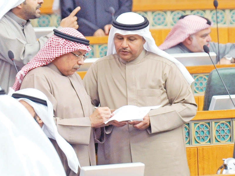 الجلال والجراح في جلسة سابقة