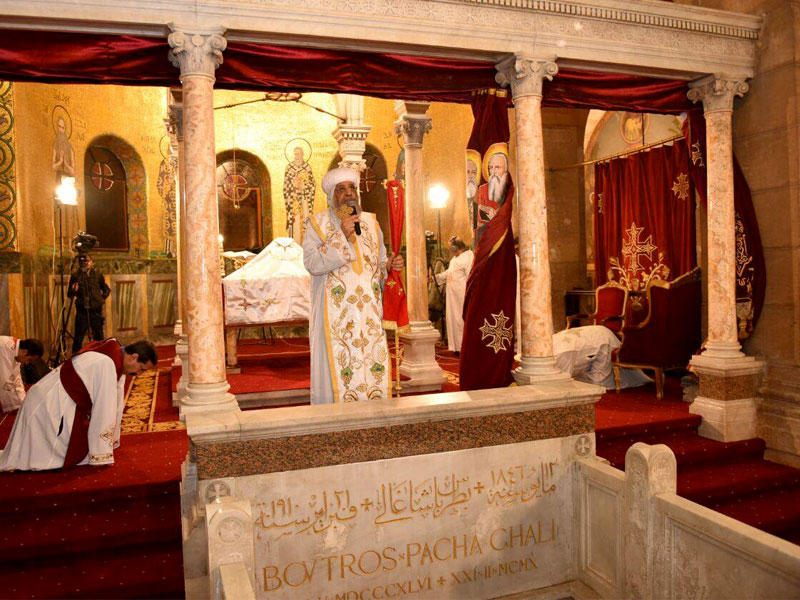  بابا الأقباط تواضروس يترأس قداساً في «البطرسية»n