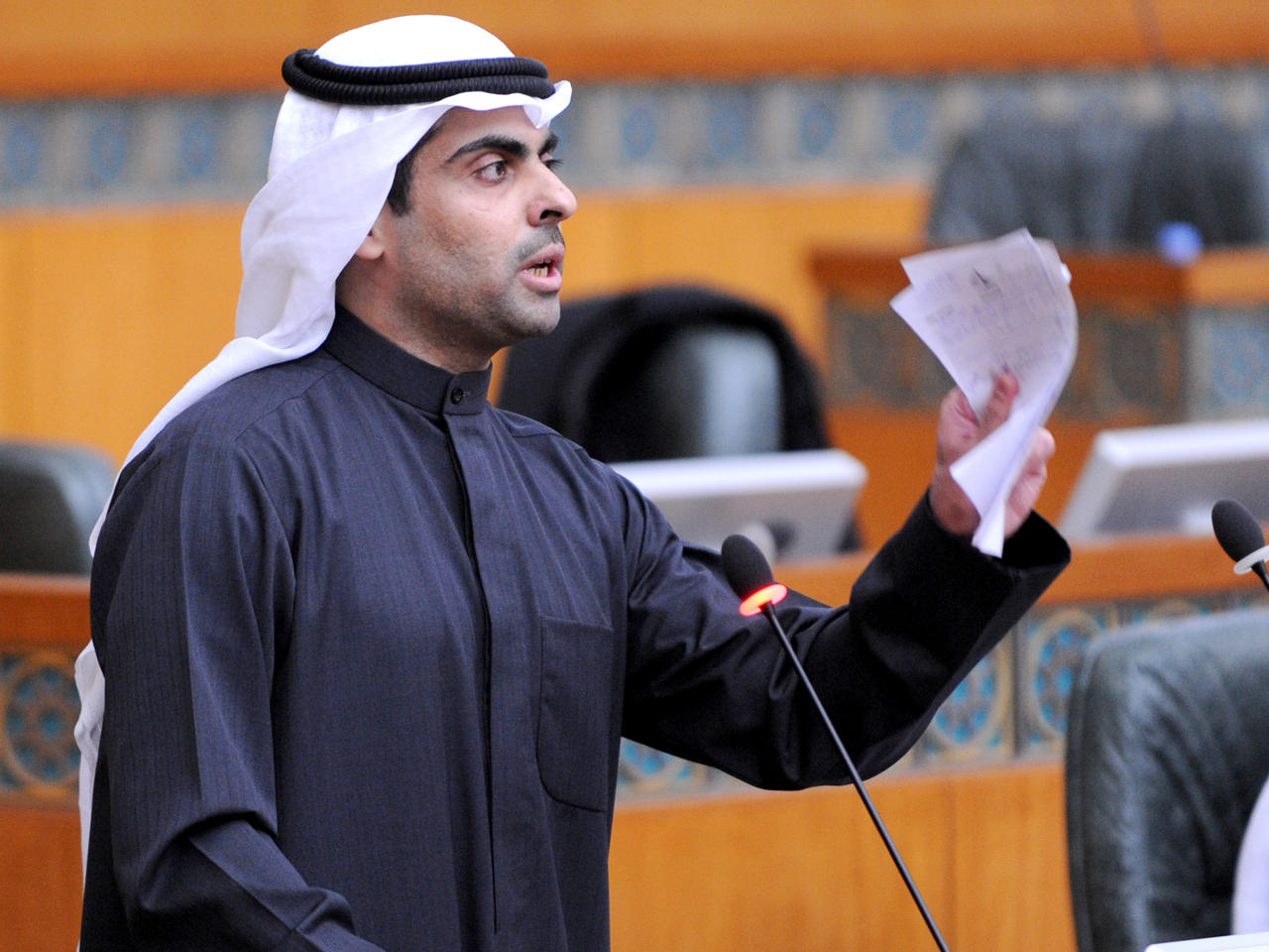 النائب رياض العدساني