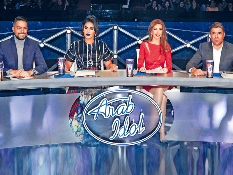 لجنة التحكيم