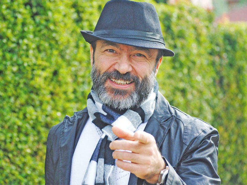  الممثل السوري جهاد عبدو