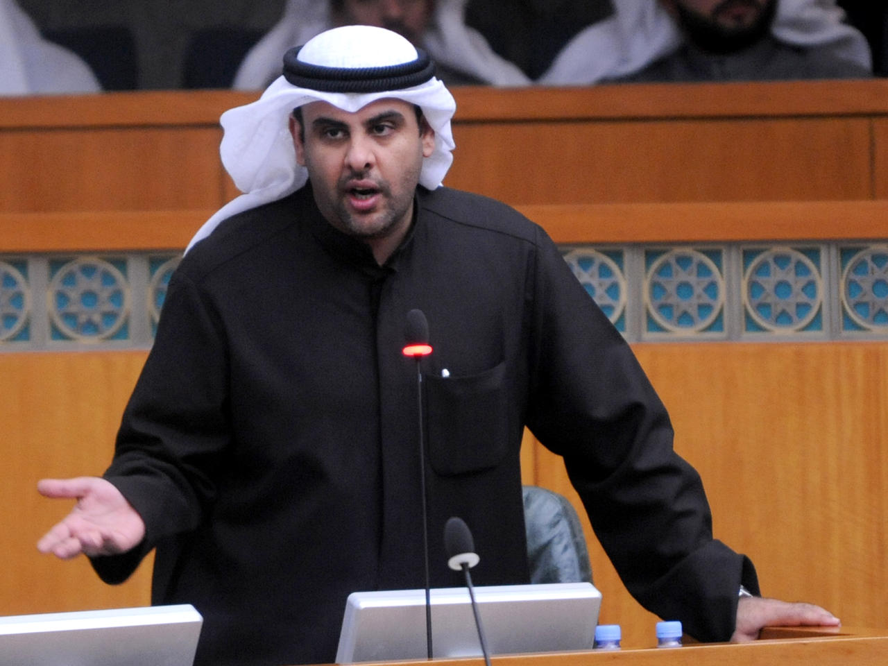 النائب يوسف الفضالة