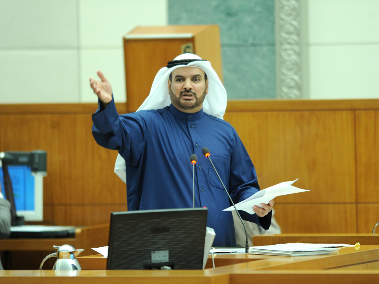 النائب حمدان العازمي