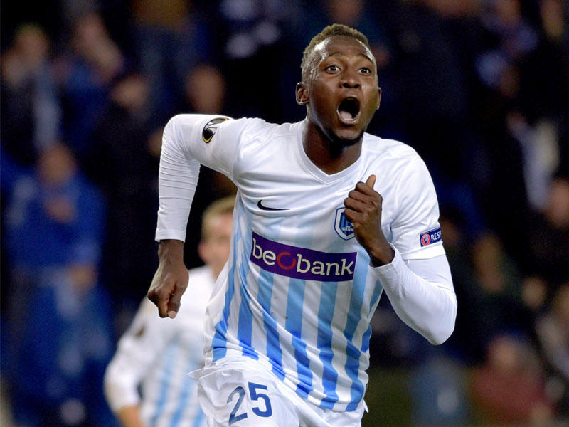 لاعب خط الوسط ويلفريد نديدي 