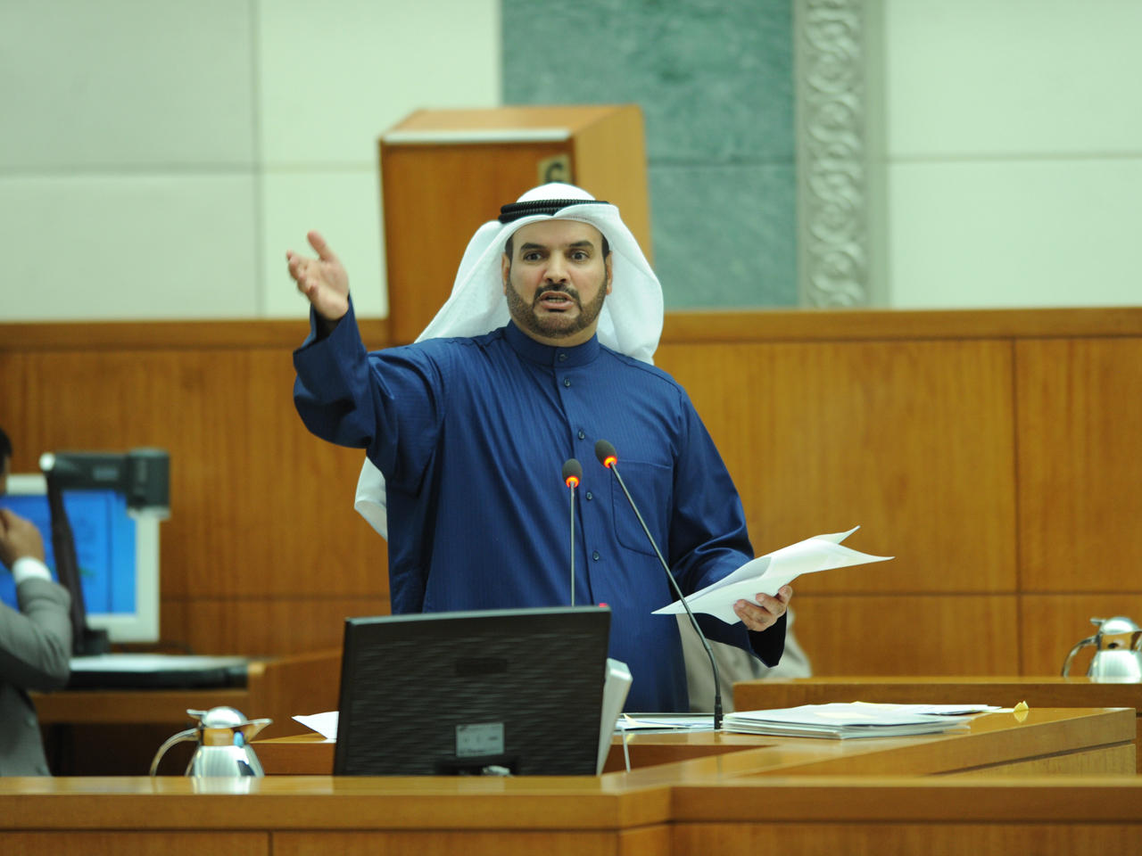 النائب حمدان العازمي