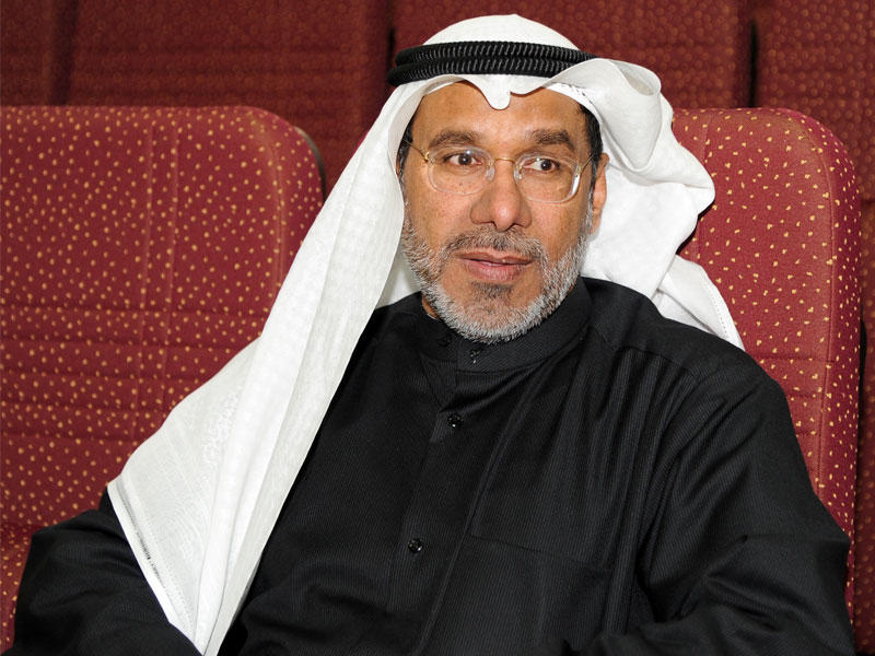  الخبير الدستوري أستاذ القانون العام في كلية القانون العالمية بجامعة الكويت د. محمد المقاطع
