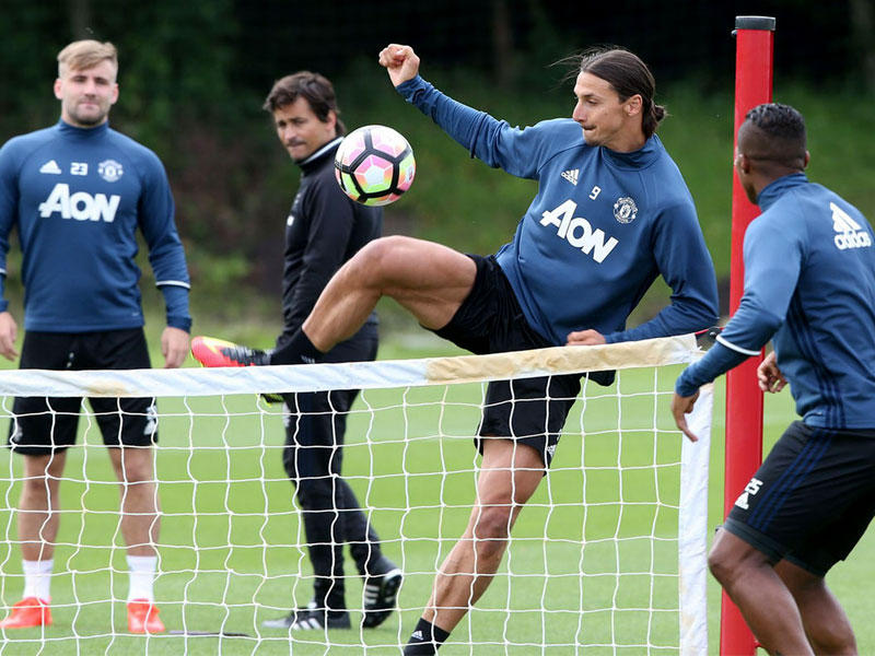 جانب من تدريبات مانشستر يونايتد