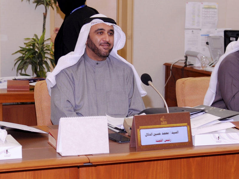 رئيس اللجنة محمد الدلال