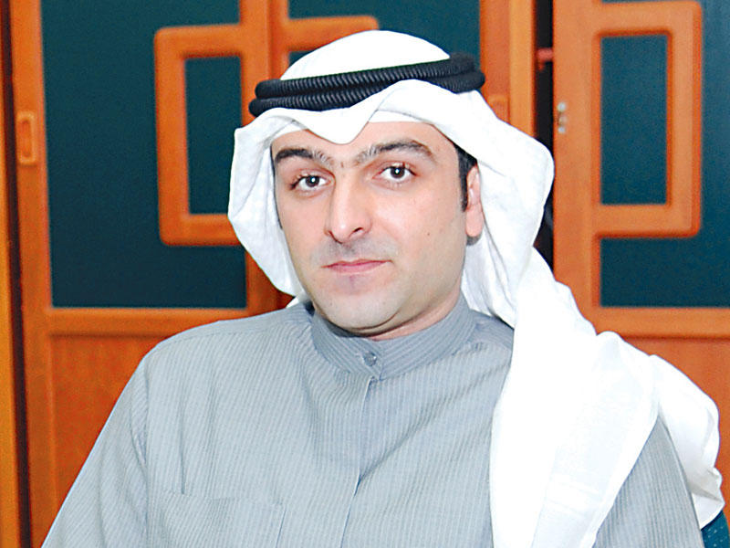  وزير الدولة لشؤون الإسكان وزير الدولة لشؤون الخدمات ياسر أبل