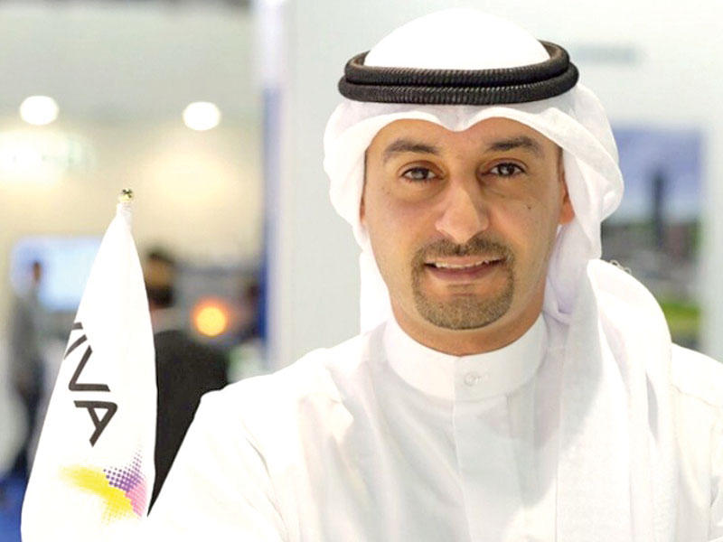 مدير أول اتصالات الشركات في VIVA أيمن المطيري