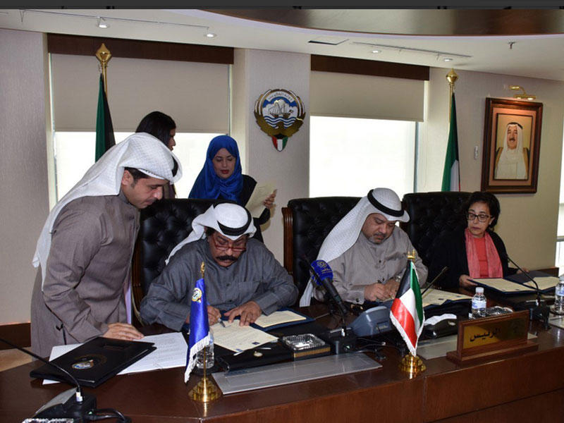 اللواء العوضي يوقع وثيقة المشروع الوطني لسياسة وإدارة الوقاية من تعاطي المخدرات المجلس الأعلى للتخطيط والأمم المتحدة