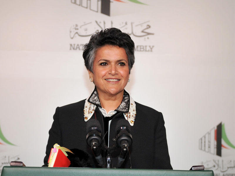 النائبة صفاء الهاشم 