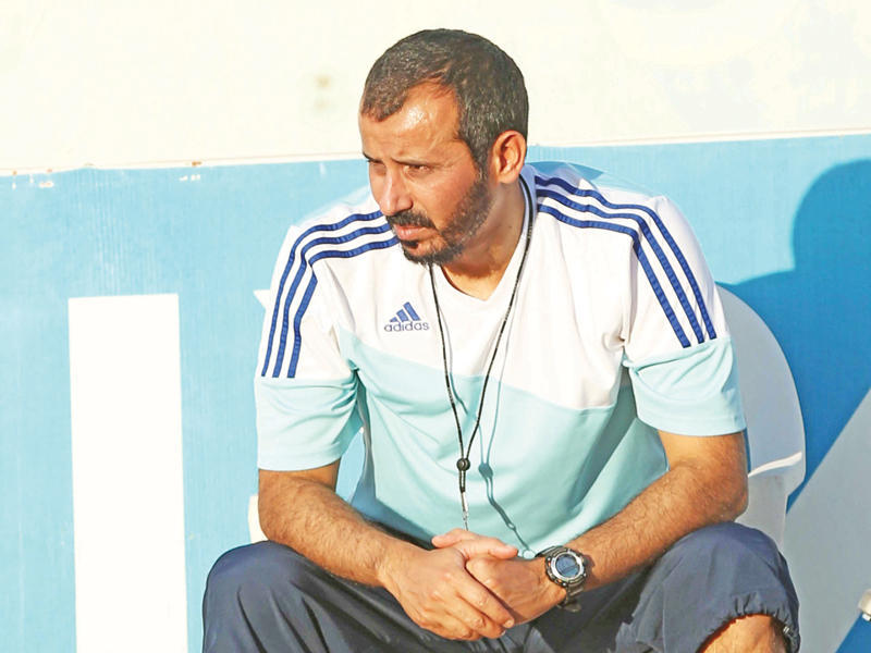 مدرب السالمية لكرة القدم محمد دهيليس