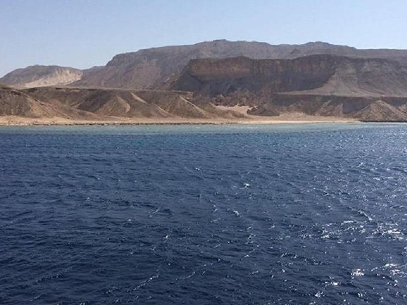 جزيرتي تيران وصنافير