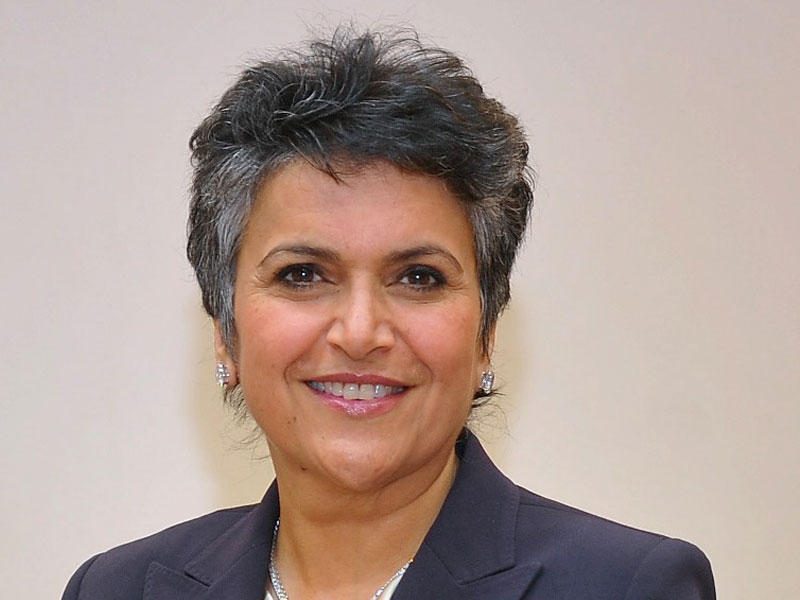  النائبة صفاء الهاشم