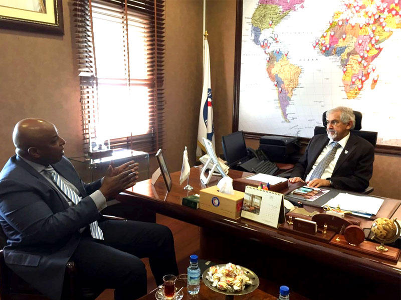 الساير خلال لقائه مع حرسي