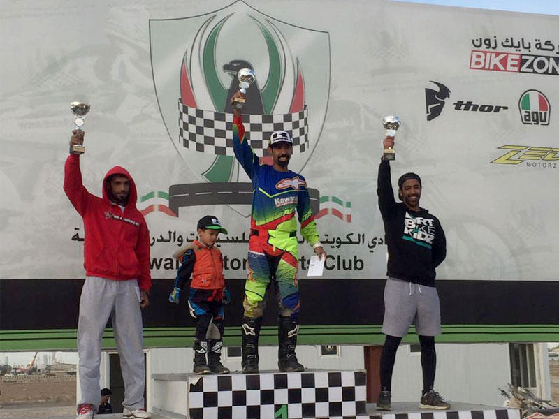  جانب من التتويج في الجولة الرابعة لـ(الموتوكروس)