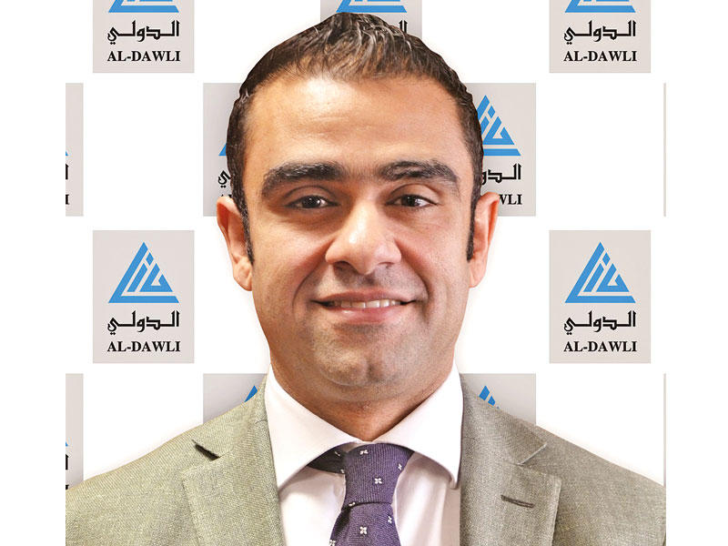 مساعد المدير العام للإدارة المصرفية للأفراد في البنك رامي خليفة