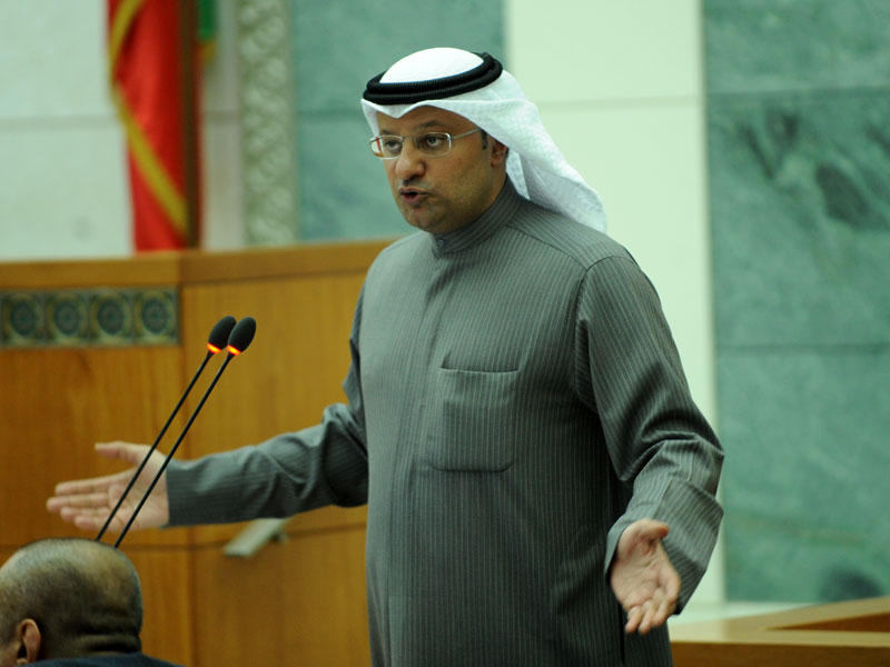 وزير الصحة السابق د. علي العبيدي