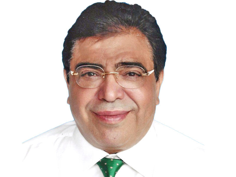 المدير العام لمجموعة عدنان الصالح التجارية الدكتور عدنان الصالح 