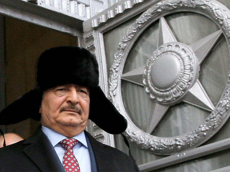  القائد العسكري الليبي خليفة حفتر