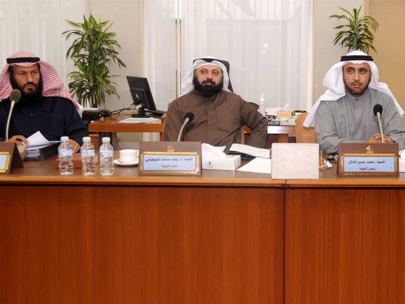  اللجنة التشريعية البرلمانية في اجتماعها أمس