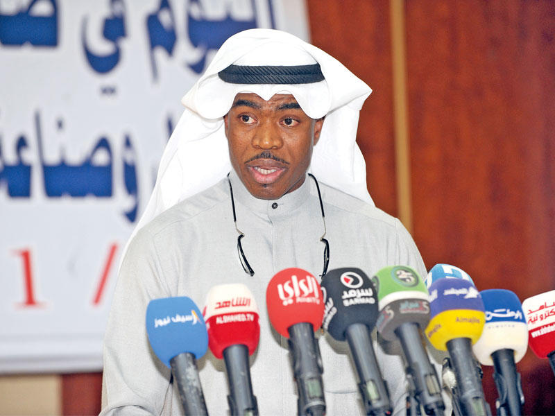 صلاح المرزوق خلال التجمع