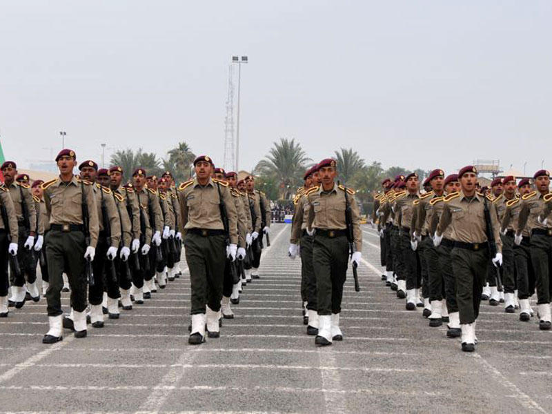 الطلبة الضباط خلال حفل التخرج