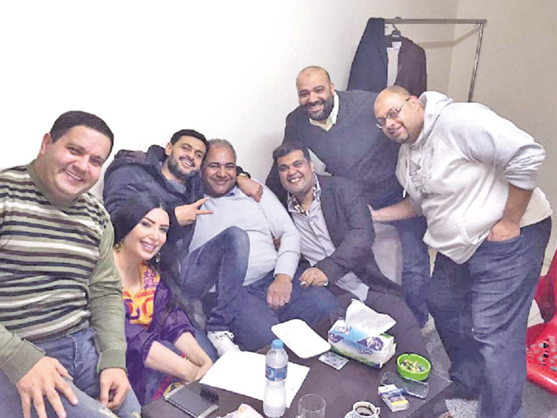 فريق المسلسل