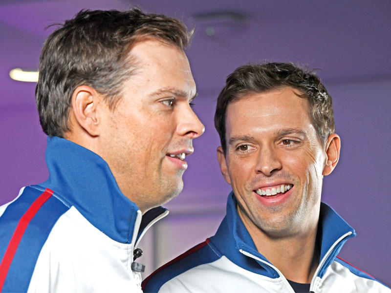  التوأمان الأميركيان بوب ومايك برايان