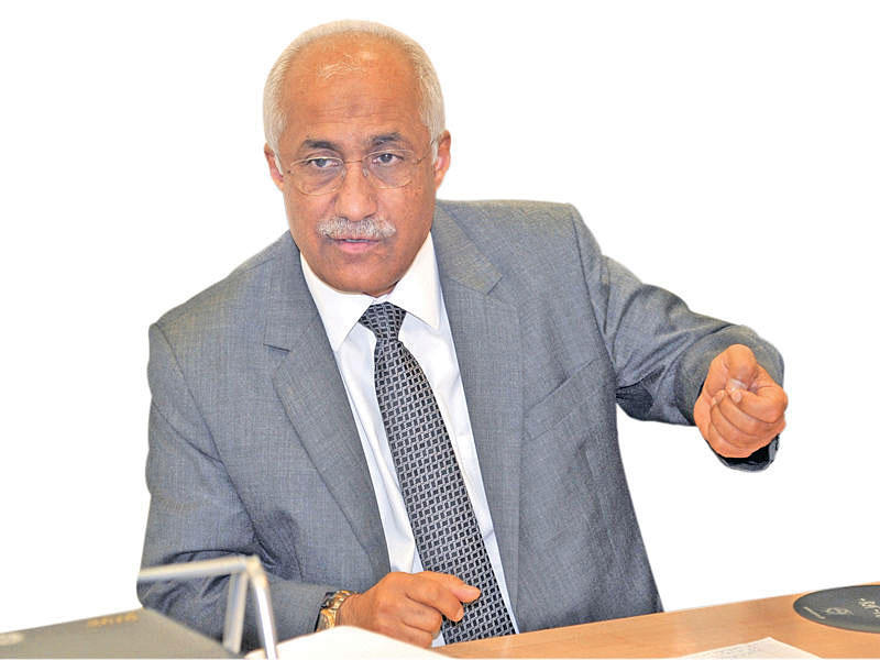  مدير إدارة الشركات والابتكار د. محمد سلمان