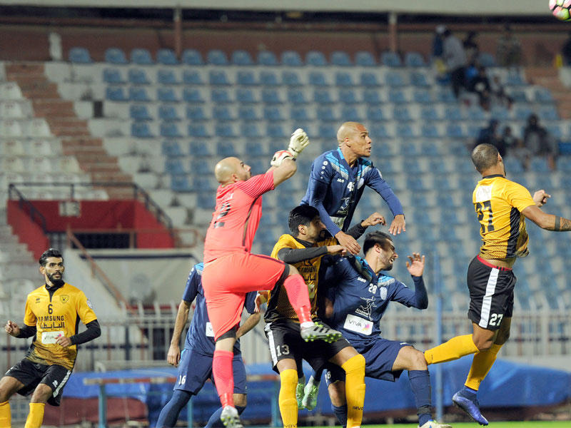 جانب من لقاء القادسية واليرموك