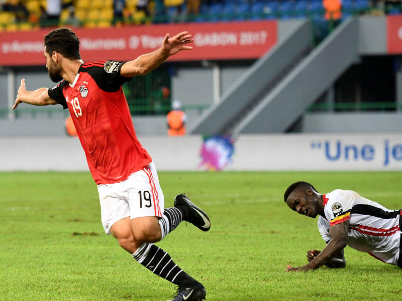 عبدالله السعيد بعد تسجيل الهدف معبراً عن سعادته (أ ف ب)