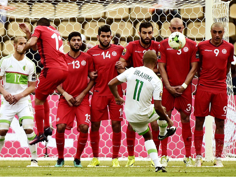 تونس والجزائر في لقائهما الأخير     (أ ف ب)